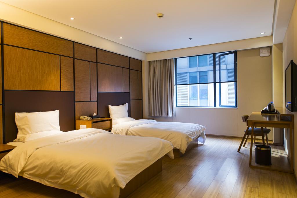 Ji Hotel Chengdu West Hi-Tech Zone Longhu Екстер'єр фото