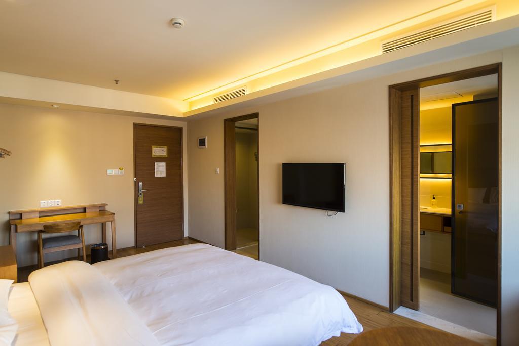 Ji Hotel Chengdu West Hi-Tech Zone Longhu Екстер'єр фото